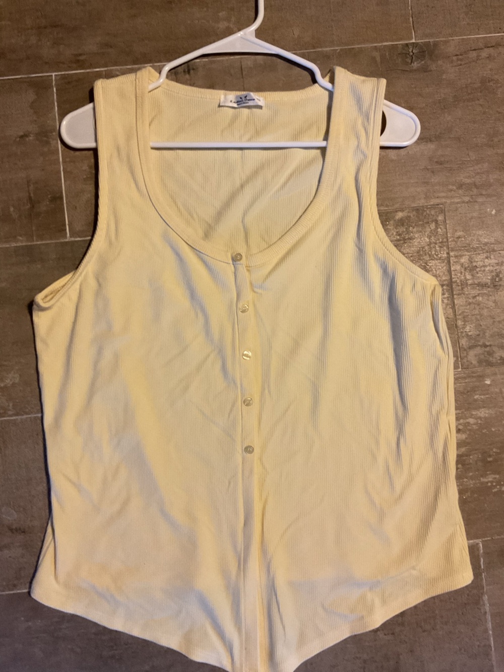 Sleeveless Ribbed Henley Tank Top - Yellow